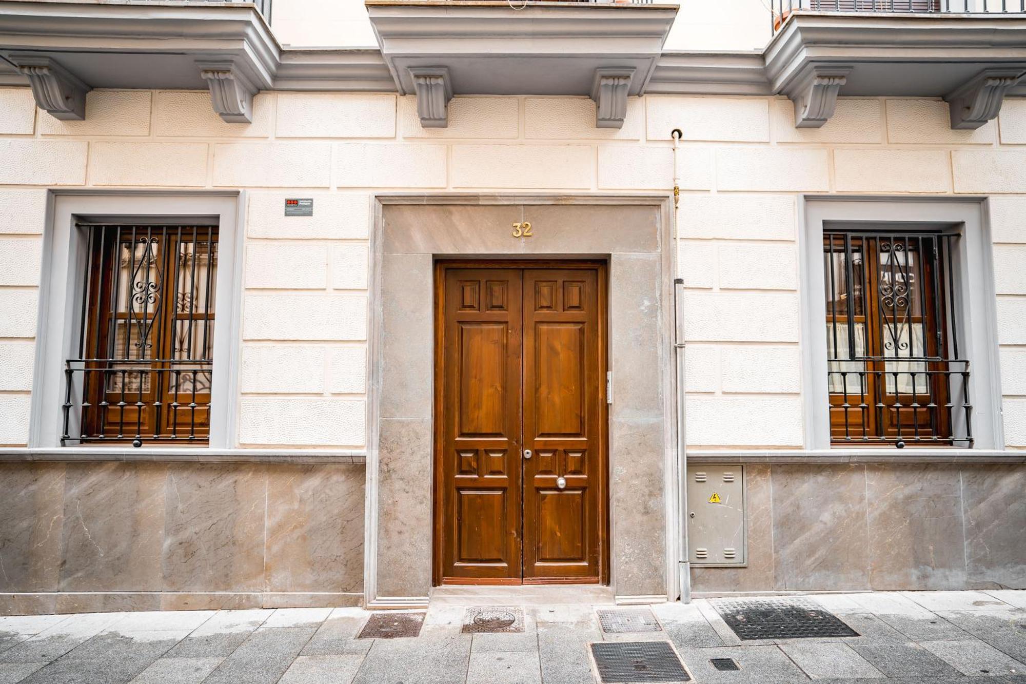 Qh Plaza De La Trinidad Apartamento Granada Exterior foto